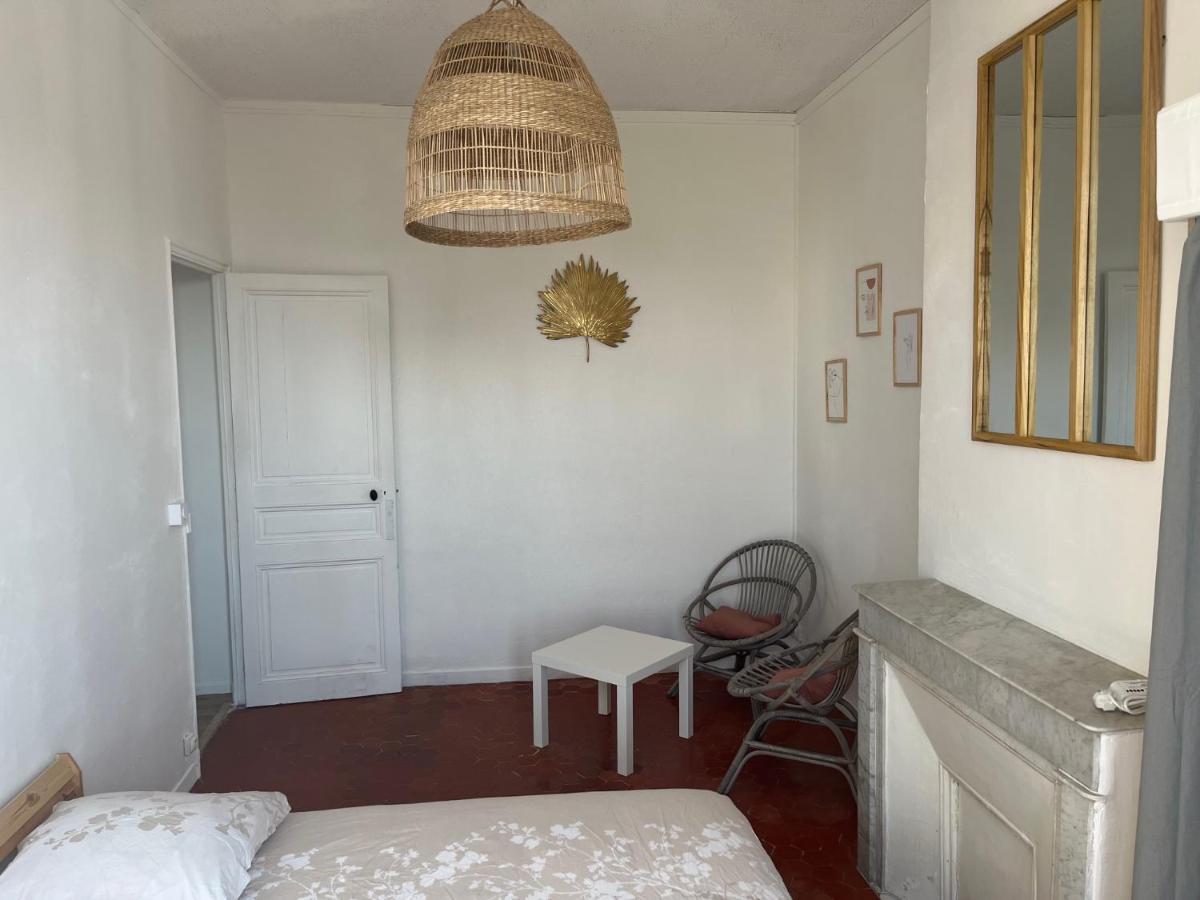Appartement Hyeres - Centre Ville 3 Chambres 6 Personnes 4Eme Etage Escalier - Sebastien Claire Экстерьер фото